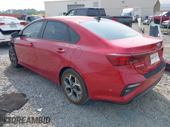 2021 Kia Forte LXS z VIN 3KPF24AD2ME361269, wystawiony jako IAAI lot #42031744 z przebiegiem 100 000 mil mil oraz . Historia ofert i sprzedaży dostępna na DreamBid. Obrazek 3.