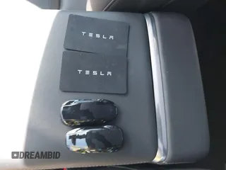 2021 Tesla Model S Plaid с VIN 5YJSA1E61MF435321, выставлен на аукционе IAAI как лот 41832006 с пробегом 23 361 миль миль и . История ставок и продаж доступна на DreamBid. Изображение 11.