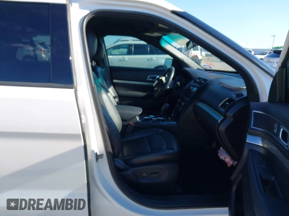 2019 Ford Explorer XLT with VIN 1FM5K7D83KGA27725, listed as a IAAI auction lot 40452438 with 76,913 mi miles and . Bid and sale history available at DreamBid. Image 5.