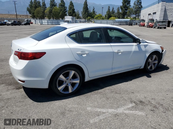 2014 Acura ILX Technology with VIN 19VDE1F78EE009260, listed as a Copart auction lot 64614225 with 133,560 mi miles and Salvage title. Bid and sale history available at DreamBid. Image 3.