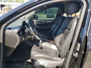 2020 Porsche Macan с VIN WP1AA2A50LLB11995, выставлен на аукционе Copart как лот 53143295 с пробегом 82 192 миль миль и Списание • Salvage title. История ставок и продаж доступна на DreamBid. Изображение 7.