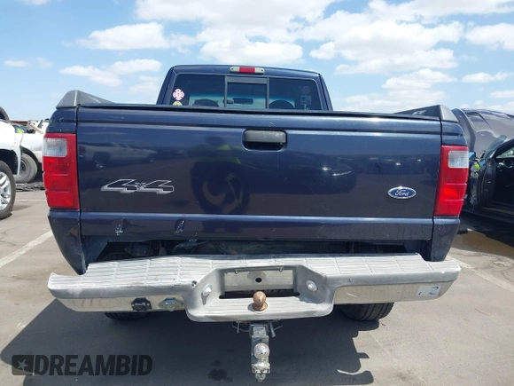 2002 Ford Ranger XL Fleet with VIN 1FTZR45E62PA15654, listed as a IAAI auction lot 42052712 with 208,436 mi miles. Bid and sale history available at carsss.com. Image 6.