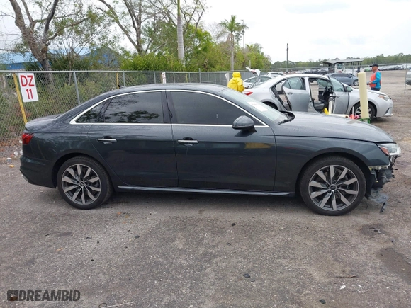 2021 Audi A4 Sedan Premium with VIN WAUABAF45MA068709, listed as a IAAI auction lot 41643826 with 33,238 mi miles. Bid and sale history available at carsss.com. Image 13.