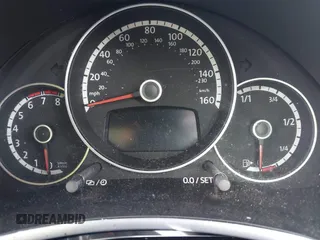 2013 Volkswagen Beetle 2.5L w/Sun/Sound/Nav с VIN 3VWJP7AT7DM677581, выставлен на аукционе IAAI как лот 42429868 с пробегом Не указан миль и . История ставок и продаж доступна на DreamBid. Изображение 16.