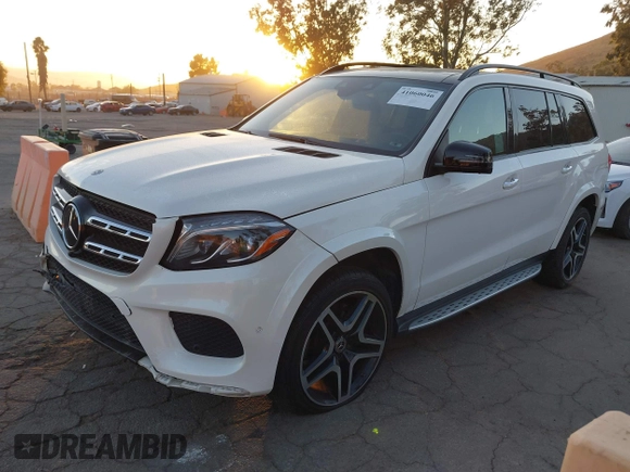 2018 Mercedes-Benz GLS 550 z VIN 4JGDF7DE2JB097282, wystawiony jako IAAI lot #41060046 z przebiegiem 71 317 mil mil oraz . Historia ofert i sprzedaży dostępna na DreamBid. Obrazek 18.
