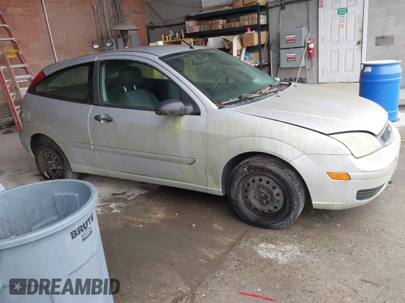 2007 Ford Focus S with VIN 1FAFP31N67W278416, listed as a IAAI auction lot 42107504 with 105,831 mi miles and . Bid and sale history available at carsss.com. Image 1.