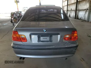 2004 BMW 3 Series 325i with VIN WBAET37404NJ82764, listed as a Copart auction lot 44070545 with 0 mi miles and Salvage Title. Bid and sale history available at carsss.com. Image 6.