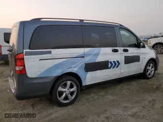 2016 Mercedes-Benz Metris Passenger Van with VIN WD4PG2EE2G3097999, listed as a Copart auction lot 83611814 with 116,039 mi miles and Salvage Title. Bid and sale history available at carsss.com. Image 3.