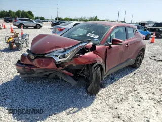 2018 Toyota C-HR XLE z VIN NMTKHMBX9JR033207, wystawiony jako Copart lot #52569545 z przebiegiem Nie podano mil oraz Szkoda całkowita • Salvage title. Historia ofert i sprzedaży dostępna na DreamBid. Obrazek 1.