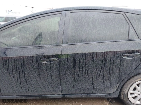 2014 Toyota Prius v Two with VIN JTDZN3EU6EJ008417, listed as a IAAI auction lot 41461847 with 81,524 mi miles. Bid and sale history available at carsss.com. Image 15.