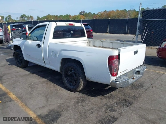 2005 Chevrolet Colorado Z85 with VIN 1GCCS148258149726, listed as a IAAI auction lot 40747555 with 330,497 mi miles. Bid and sale history available at carsss.com. Image 3.