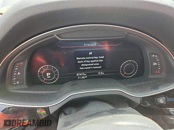 2018 Audi Q7 Prestige with VIN WA1VAAF7XJD033900, listed as a Copart auction lot 64642405 with 87,419 mi miles and Clean title. Bid and sale history available at DreamBid. Image 9.