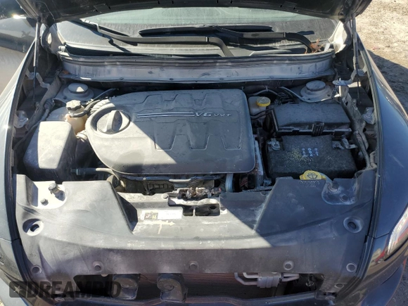 2018 Jeep Cherokee Latitude Plus with VIN 1C4PJLLX0JD584108, listed as a Copart auction lot 47093205 with 62,208 mi miles and Salvage Title. Bid and sale history available at carsss.com. Image 14.