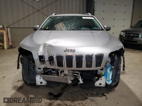2019 Jeep Cherokee Latitude with VIN 1C4PJMCBXKD157580, listed as a Copart auction lot 58313745 with 81,660 mi miles and Salvage title. Bid and sale history available at DreamBid. Image 5.