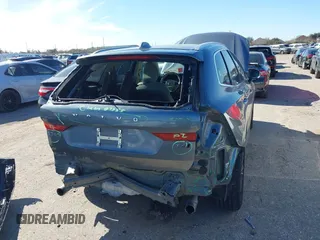 2020 Volvo XC60 Momentum with VIN YV4A22RK7L1586688, listed as a IAAI auction lot 41257331 with 38,393 mi miles and . Bid and sale history available at DreamBid. Image 6.