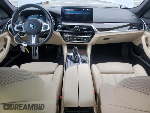 2022 BMW 5 Series 530e with VIN WBA13AG05NCL01602, listed as a Copart auction lot 85075934 with 34,240 mi miles and Salvage title. Bid and sale history available at DreamBid. Image 8.