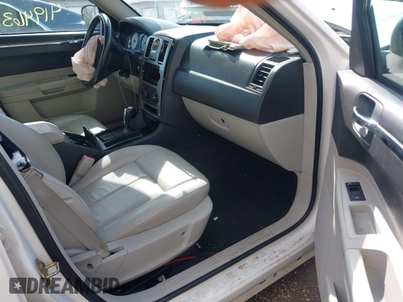 2006 Chrysler 300 Touring with VIN 2C3KA53G56H524944, listed as a IAAI auction lot 41946310 with 193,945 mi miles and . Bid and sale history available at DreamBid. Image 5.