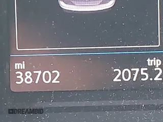2020 Volkswagen Tiguan SE z VIN 3VV3B7AX8LM120160, wystawiony jako IAAI lot #42316791 z przebiegiem 38 702 mil mil oraz . Historia ofert i sprzedaży dostępna na DreamBid. Obrazek 15.