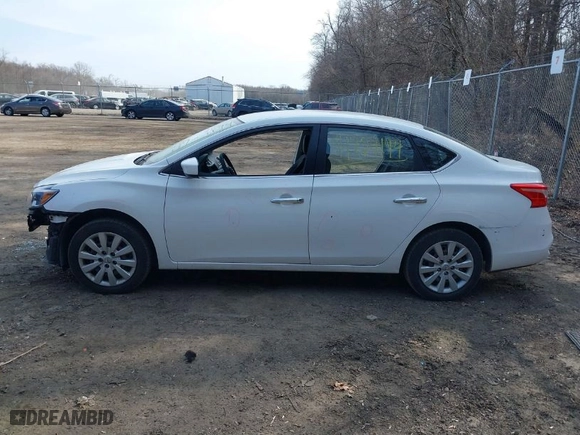 2016 Nissan Sentra SR with VIN 3N1AB7AP7GY235856, listed as a IAAI auction lot 41724194 with 128,997 mi miles. Bid and sale history available at carsss.com. Image 14.