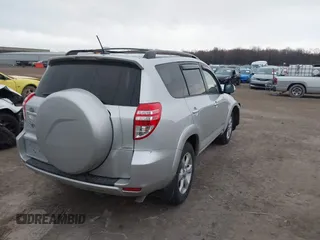 2009 Toyota RAV4 Ltd with VIN JTMBK31V09D003761, listed as a IAAI auction lot 41934227 with 141,823 mi miles. Bid and sale history available at carsss.com. Image 4.