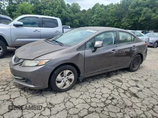 2013 Honda Civic LX z VIN 19XFB2F50DE021253, wystawiony jako Copart lot #60287785 z przebiegiem 109 309 mil mil oraz Czysty tytuł • Clean title. Historia ofert i sprzedaży dostępna na DreamBid. Obrazek 1.