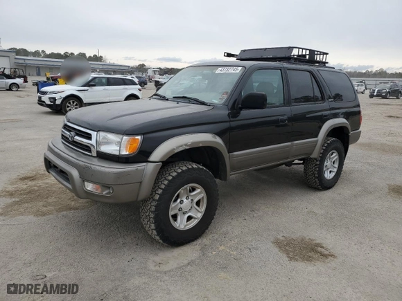 2000 Toyota 4Runner Limited with VIN JT3HN87RXY0281831, listed as a Copart auction lot 43732745 with 241,884 mi miles and Salvage Title. Bid and sale history available at carsss.com. Image 1.