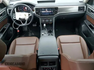 2021 Volkswagen Atlas SEL with VIN 1V2ER2CA5MC504333, listed as a Copart auction lot 43385145 with 47,437 mi miles and Salvage title. Bid and sale history available at DreamBid. Image 8.