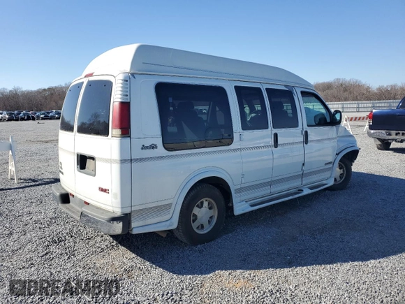 2001 GMC Savana Cargo YF7 Upfitter with VIN 1GDFG15R511109001, listed as a Copart auction lot 48427195 with 73,722 mi miles and Salvage Title. Bid and sale history available at DreamBid. Image 3.