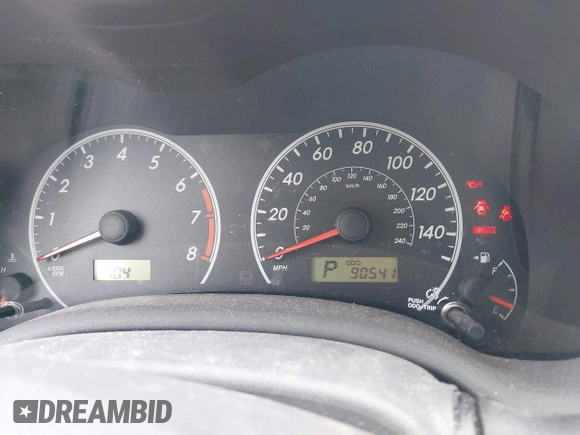 2010 Toyota Corolla z VIN 1NXBU4EE5AZ213816, wystawiony jako IAAI lot #42199718 z przebiegiem 9 100 mil mil oraz . Historia ofert i sprzedaży dostępna na DreamBid. Obrazek 7.