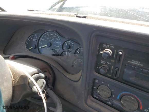 2000 GMC New Sierra 1500 SL with VIN 1GTEK14V5YE344921, listed as a Copart auction lot 71933024 with NaN miles and Salvage Title. Bid and sale history available at carsss.com. Image 9.