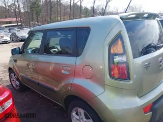 2010 Kia Soul ! with VIN KNDJT2A24A7148684, listed as a IAAI auction lot 41780462 with 95,834 mi miles. Bid and sale history available at carsss.com. Image 14.