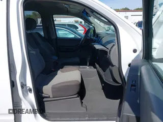 2007 Nissan Xterra SE with VIN 5N1AN08W87C532101, listed as a IAAI auction lot 41934864 with 175,636 mi miles. Bid and sale history available at carsss.com. Image 5.