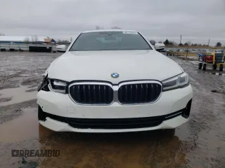 2022 BMW 5 Series 530i xDrive with VIN WBA13BJ07NCH68277, listed as a Copart auction lot 44172635 with 38,282 mi miles and Salvage Title. Bid and sale history available at carsss.com. Image 5.