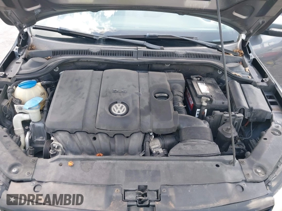 2011 Volkswagen Jetta SE with VIN 3VWDZ7AJ2BM080390, listed as a IAAI auction lot 42723802 with 157,117 mi miles and . Bid and sale history available at DreamBid. Image 10.