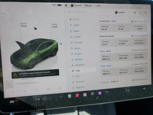 2024 Tesla Model Y Long Range z VIN 7SAYGAEE0RF101971, wystawiony jako Copart lot #58794335 z przebiegiem 16 099 mil mil oraz Szkoda całkowita • Salvage title. Historia ofert i sprzedaży dostępna na DreamBid. Obrazek 9.