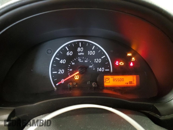 2012 Nissan Versa SV z VIN 3N1CN7AP1CL914898, wystawiony jako Copart lot #59397885 z przebiegiem 85 500 mil mil oraz Szkoda całkowita • Salvage title. Historia ofert i sprzedaży dostępna na DreamBid. Obrazek 9.