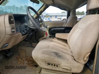 1995 GMC Sierra 1500 z VIN 2GTEK19K1S1561454, wystawiony jako Copart lot #47128465 z przebiegiem 178 963 mil mil oraz Szkody całkowita. Historia ofert i sprzedaży dostępna na DreamBid. Obrazek 7.