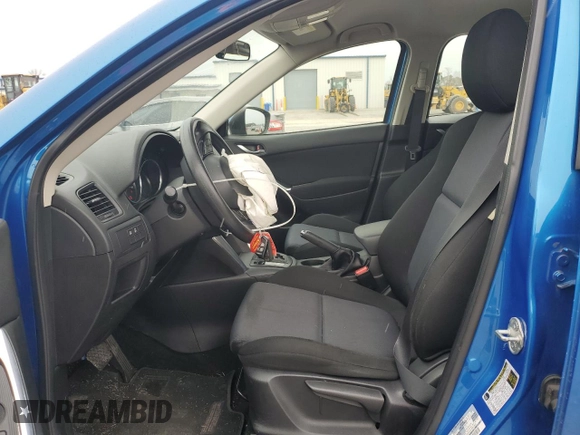 2013 Mazda CX-5 Sport z VIN JM3KE4BE8D0160683, wystawiony jako Copart lot #88324655 z przebiegiem 79 803 mil mil oraz Szkoda całkowita • Salvage title. Historia ofert i sprzedaży dostępna na DreamBid. Obrazek 7.