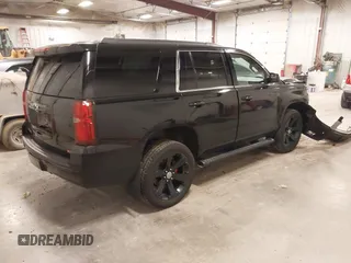 2017 Chevrolet Tahoe LT z VIN 1GNSKBKC6HR310870, wystawiony jako IAAI lot #41975056 z przebiegiem 124 418 mil mil oraz . Historia ofert i sprzedaży dostępna na DreamBid. Obrazek 4.