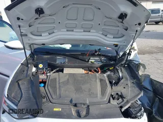 2022 Audi e-tron Premium z VIN WA1AAAGE2NB040546, wystawiony jako IAAI lot #41813053 z przebiegiem 47 002 mil mil oraz . Historia ofert i sprzedaży dostępna na DreamBid. Obrazek 10.