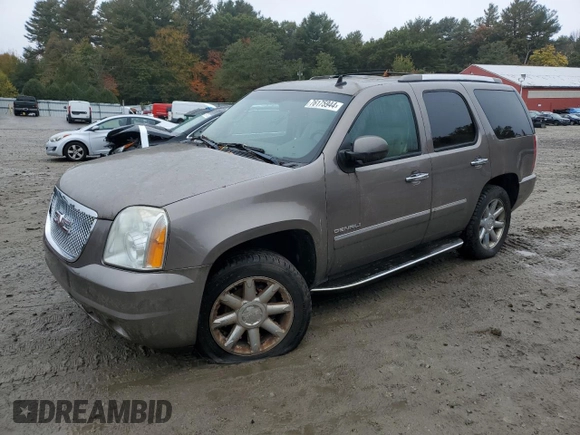 2012 GMC Yukon Denali with VIN 1GKS2EEF1CR157263, listed as a Copart auction lot 76175944 with 185,709 mi miles and Clean Title. Bid and sale history available at carsss.com. Image 1.