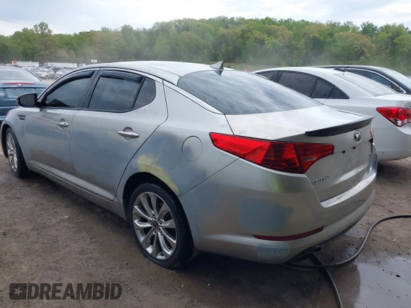 2013 Kia Optima LX with VIN 5XXGM4A70DG129754, listed as a IAAI auction lot 42061666 with 225,099 mi miles. Bid and sale history available at carsss.com. Image 3.