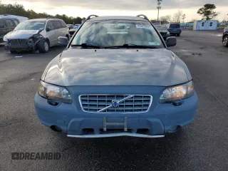 2002 Volvo V70 with VIN YV1SZ58D321079092, listed as a Copart auction lot 43993605 with Not provided miles and Clean title. Bid and sale history available at DreamBid. Image 5.