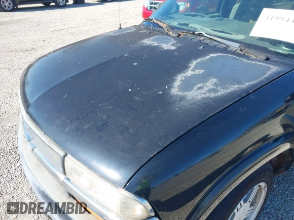 1999 Chevrolet S-10 LS with VIN 1GCCS1444XK153487, listed as a IAAI auction lot 41994464 with 190,403 mi miles and . Bid and sale history available at DreamBid. Image 10.