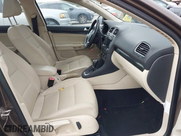 2012 Volkswagen Jetta SportWagen TDI with VIN 3VWPL7AJ1CM602054, listed as a IAAI auction lot 42138739 with 140,202 mi miles. Bid and sale history available at carsss.com. Image 5.