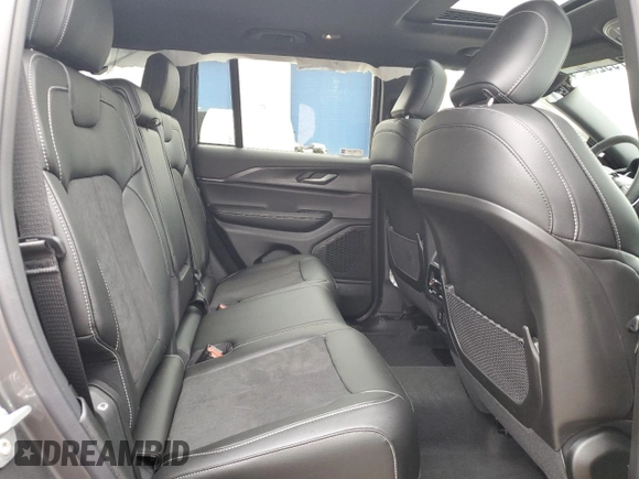 2025 Jeep Grand Cherokee Laredo with VIN 1C4RJHAG4SC272275, listed as a Copart auction lot 79920004 with 712 mi miles and Salvage Title. Bid and sale history available at DreamBid. Image 11.