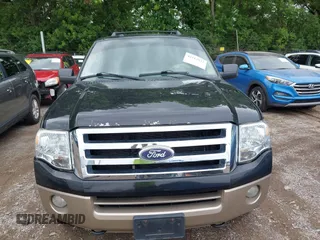 2013 Ford Expedition XLT с VIN 1FMJU1J54DEF31876, выставлен на аукционе IAAI как лот 42512937 с пробегом 240 046 миль миль и . История ставок и продаж доступна на DreamBid. Изображение 6.