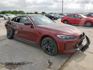 2024 BMW i4 eDrive35 z VIN WBY43AW06RFR52113, wystawiony jako Copart lot #54506065 z przebiegiem 21 588 mil mil oraz Tytuł czysty. Historia ofert i sprzedaży dostępna na DreamBid. Obrazek 4.