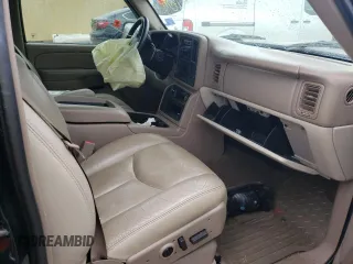 2006 Chevrolet Avalanche Z71 with VIN 3GNEK12Z46G235871, listed as a Copart auction lot 69469594 with 0 mi miles and Salvage Title. Bid and sale history available at carsss.com. Image 8.