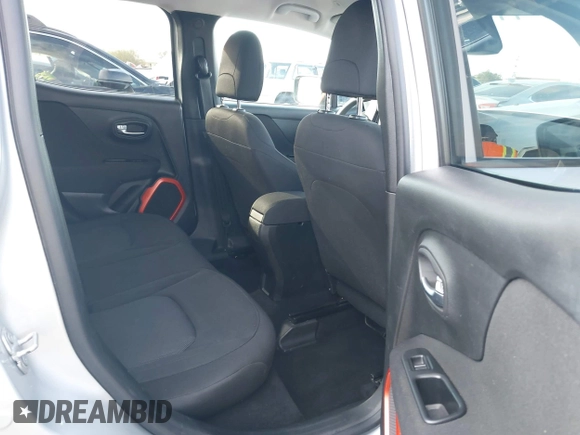2018 Jeep Renegade Sport with VIN ZACCJBAB4JPH47649, listed as a IAAI auction lot 41615500 with 91,695 mi miles. Bid and sale history available at carsss.com. Image 8.